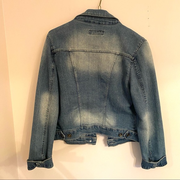 Denim Jacket Size Medium - Picture 6 of 7